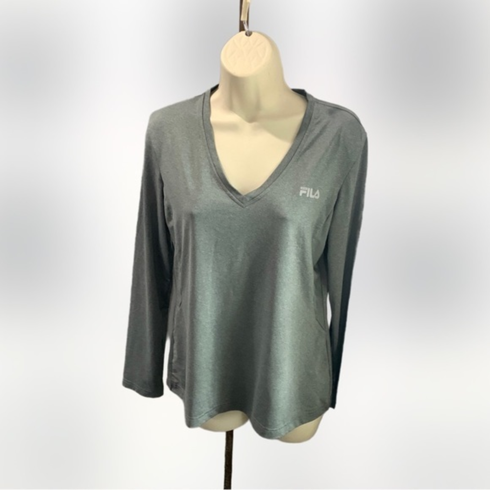 Fila gray performance long sleeve V-neck‎ shirt Size Large